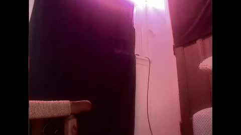 hopps28 online show from February 24, 8:27 am