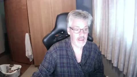 horndoggy online show from May 30, 10:24 am