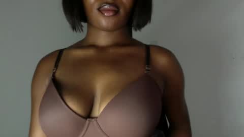 delilah online show from May 12, 7:12 pm
