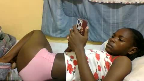 Snapshot of horny_mummie chatting on March 11, 6:30 am andalia online show from March 11, 6:30 am