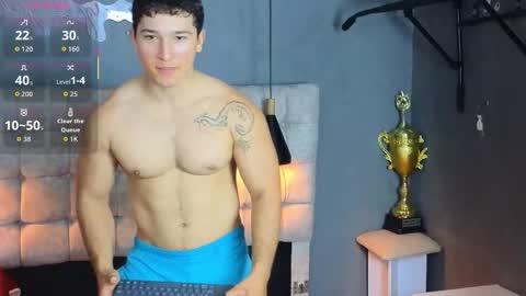 Snapshot of horny_nick18 chatting on October 9, 1:38 pm horny_nick18 online show from October 9, 1:38 pm