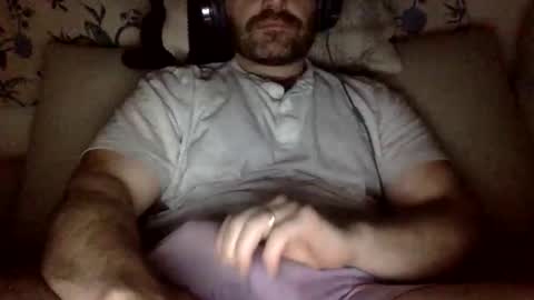 horny_thick_cock online show from January 7, 4:39 am