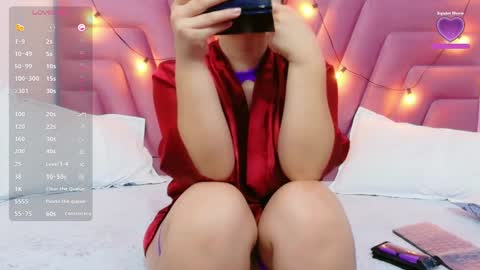 Khloe  online show from March 9, 12:32 pm