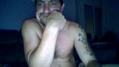 hornybritcouple22 online show from April 4, 1:34 am