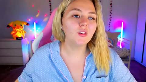 HornyCakee online show from September 18, 10:19 am