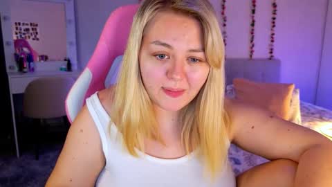 HornyCakee online show from November 20, 4:15 pm