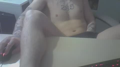 hornyfitboy24 online show from April 25, 3:08 am