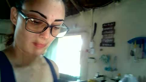 Snapshot of hornyhippies0080 chatting on September 20, 6:16 am Nix D online show from September 20, 6:16 am