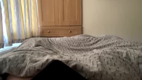 Snapshot of hornyian91 chatting on January 12, 9:51 am Liverpool lad online show from January 12, 9:51 am