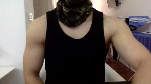 hornyspaniard93 online show from April 26, 3:20 pm