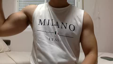 hornyspaniard93 online show from July 10, 2:22 pm