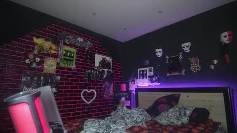 Messalina Horror online show from December 2, 3:16 am