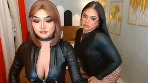 Snapshot of horsecockivy chatting on December 1, 8:22 pm Ivy online show from December 1, 8:22 pm