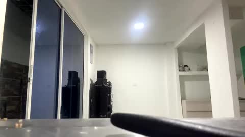 hot2512 online show from February 25, 5:30 am