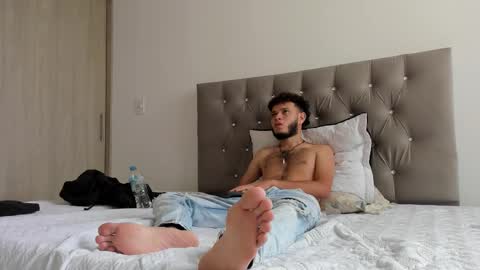 hot bad boy69 online show from January 10, 6:35 pm