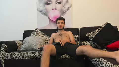 hot bad boy69 online show from September 30, 8:19 pm