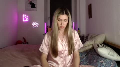 Dashka online show from April 8, 9:51 pm