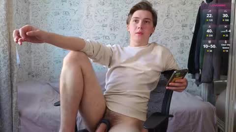 Snapshot of hot_boy_oscar chatting on October 8, 11:16 am Oscar  online show from October 8, 11:16 am