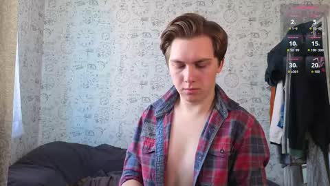 Snapshot of hot_boy_oscar chatting on September 25, 11:17 am Oscar  online show from September 25, 11:17 am