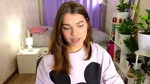 Snapshot of hot_chill__ chatting on September 30, 3:55 pm LiluCaroline online show from September 30, 3:55 pm