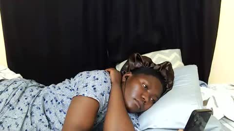 Milly online show from October 6, 5:36 am