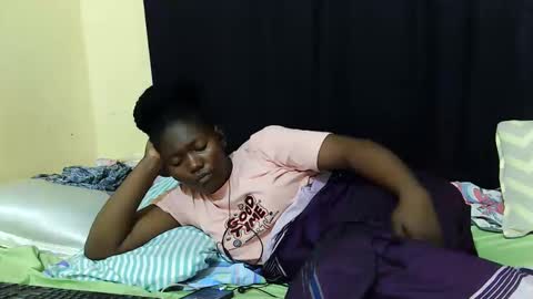 Milly online show from October 3, 7:44 pm