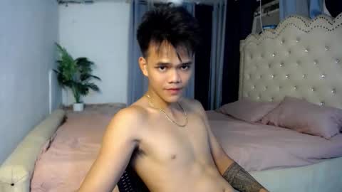 hot_fucker_ online show from December 2, 7:07 am