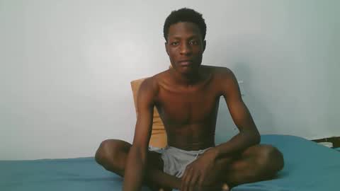 hot_guys88 online show from May 9, 10:32 am