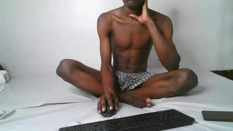 hot_guys88 online show from May 28, 1:53 pm