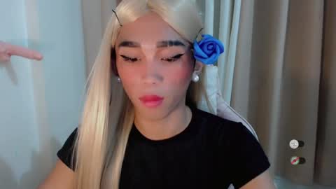 Khianna online show from July 10, 6:12 pm