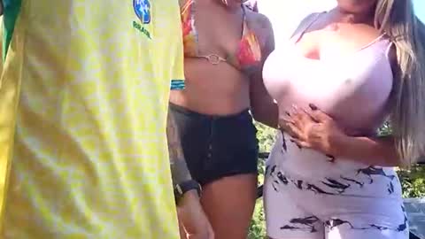 kittens online show from April 23, 1:24 pm