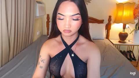 hot_nikki69 online show from January 7, 6:40 am