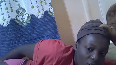 RAYLAH online show from December 16, 5:03 am