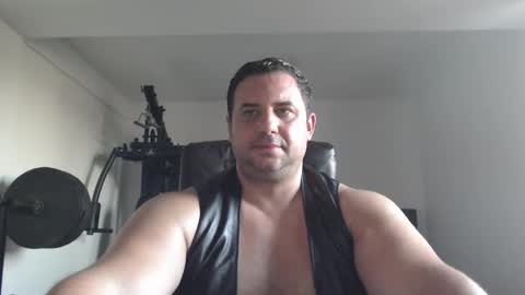 Stefano.. online show from September 20, 3:26 pm