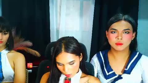 hot_xirene online show from June 16, 9:35 am