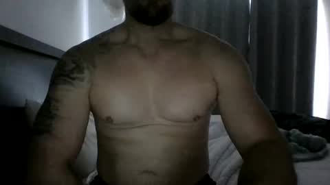 hotandhard123321 online show from April 21, 1:07 pm