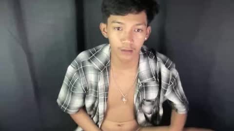hotasian_jerome online show from March 8, 5:55 am