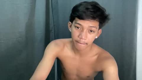 hotasian_jerome online show from March 17, 6:18 am