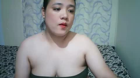 Lynn online show from February 22, 5:23 am