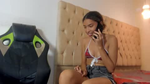 hotblosson online show from December 17, 3:41 pm