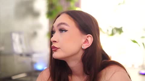 Anais online show from January 9, 9:48 am