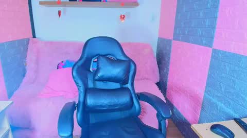 Hotcakes online show from May 13, 4:00 am