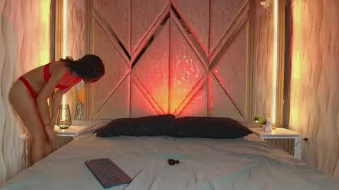 hotcouple_222 online show from January 12, 7:59 am