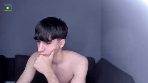 QUENTIN online show from March 28, 8:49 am