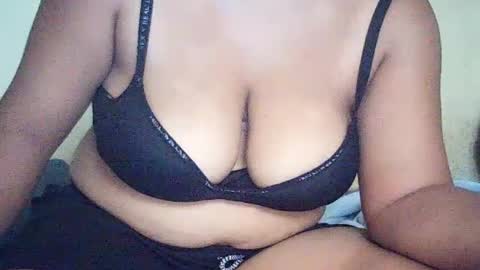 hotflowerclit online show from June 22, 4:53 am