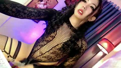 hotfucking_queen1111 online show from November 3, 5:08 am