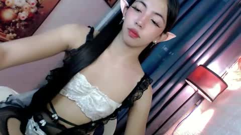 hotfucking_queen1111 online show from December 15, 6:42 am