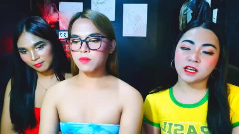 emily online show from March 27, 8:26 am