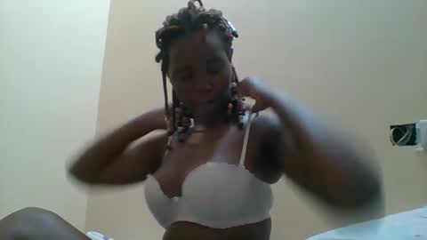 Queen online show from October 19, 11:37 am