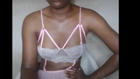 hotjessie0 online show from December 1, 5:16 am